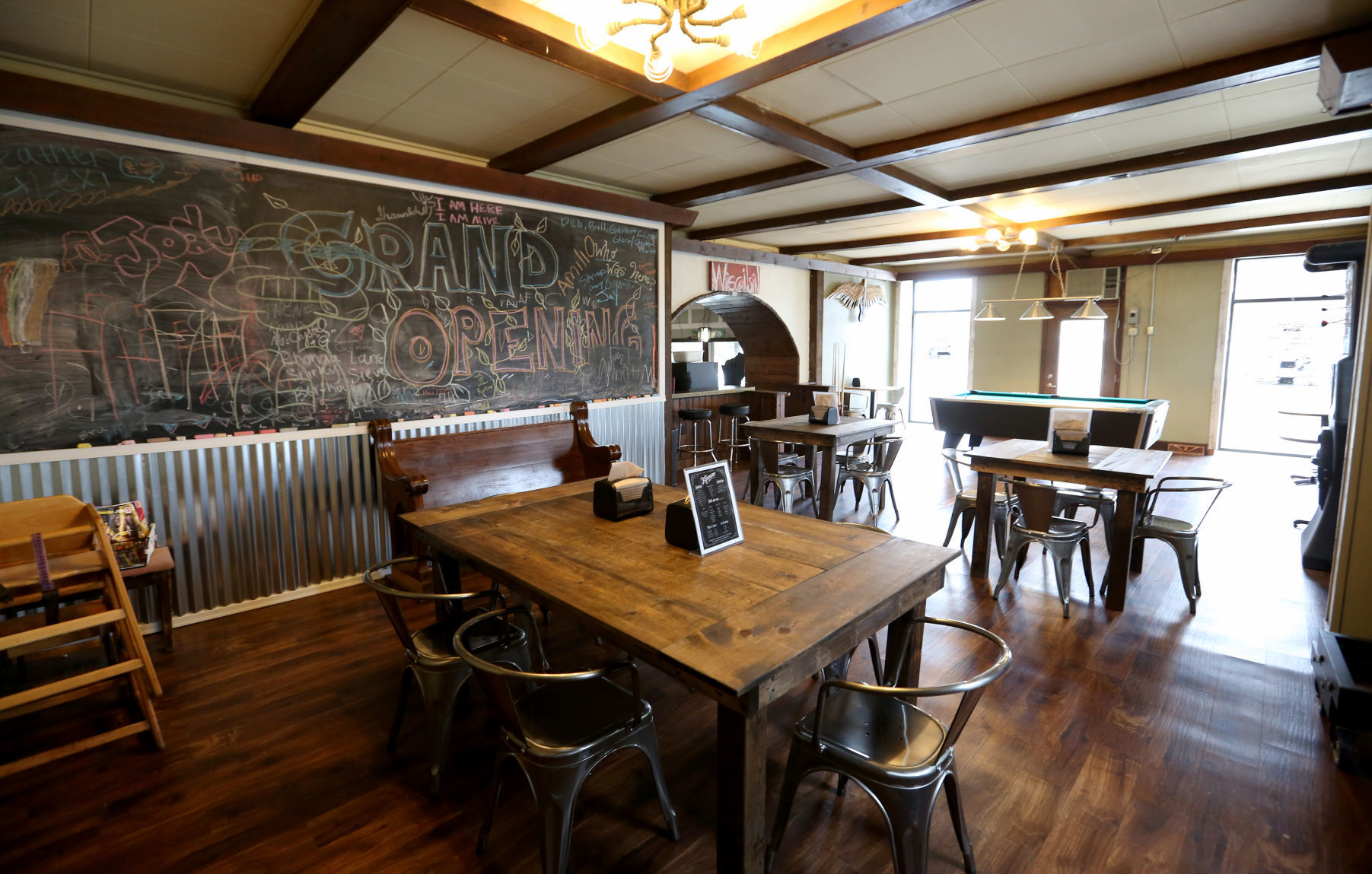 ROXBURY BAR GRILL